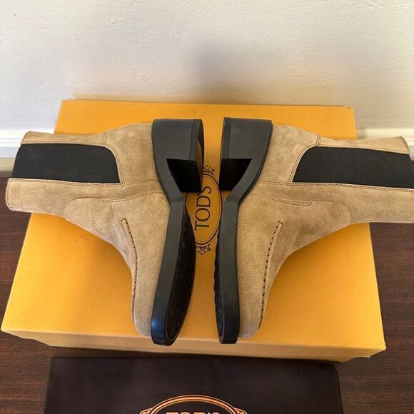 TOD’S Women's Tronchetto  Tan Suede Ankle  Boots size 5 1/2 - Picture 8 of 11
